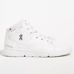 On Cloud THE ROGER Clubhouse Mid Sneakers in All White Women’s Size 9